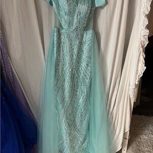 Elegant Light Blue Gown with Sequins